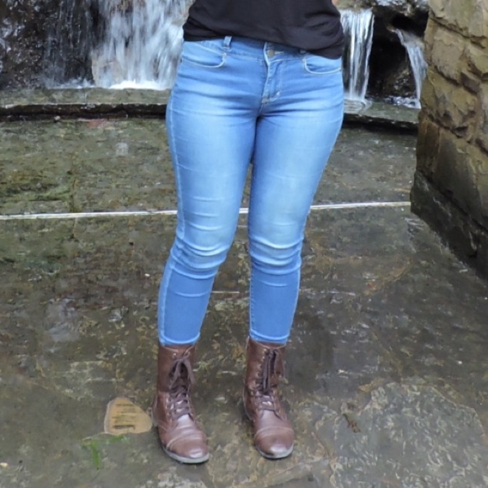 Mudd size 7 skinny jeans